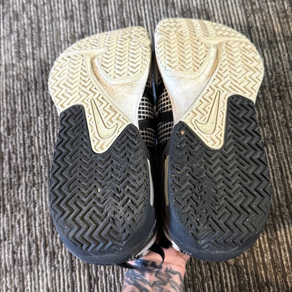 Nike LeBron Witness 7 Sneakers Size 8.5 - Picture 6 of 8